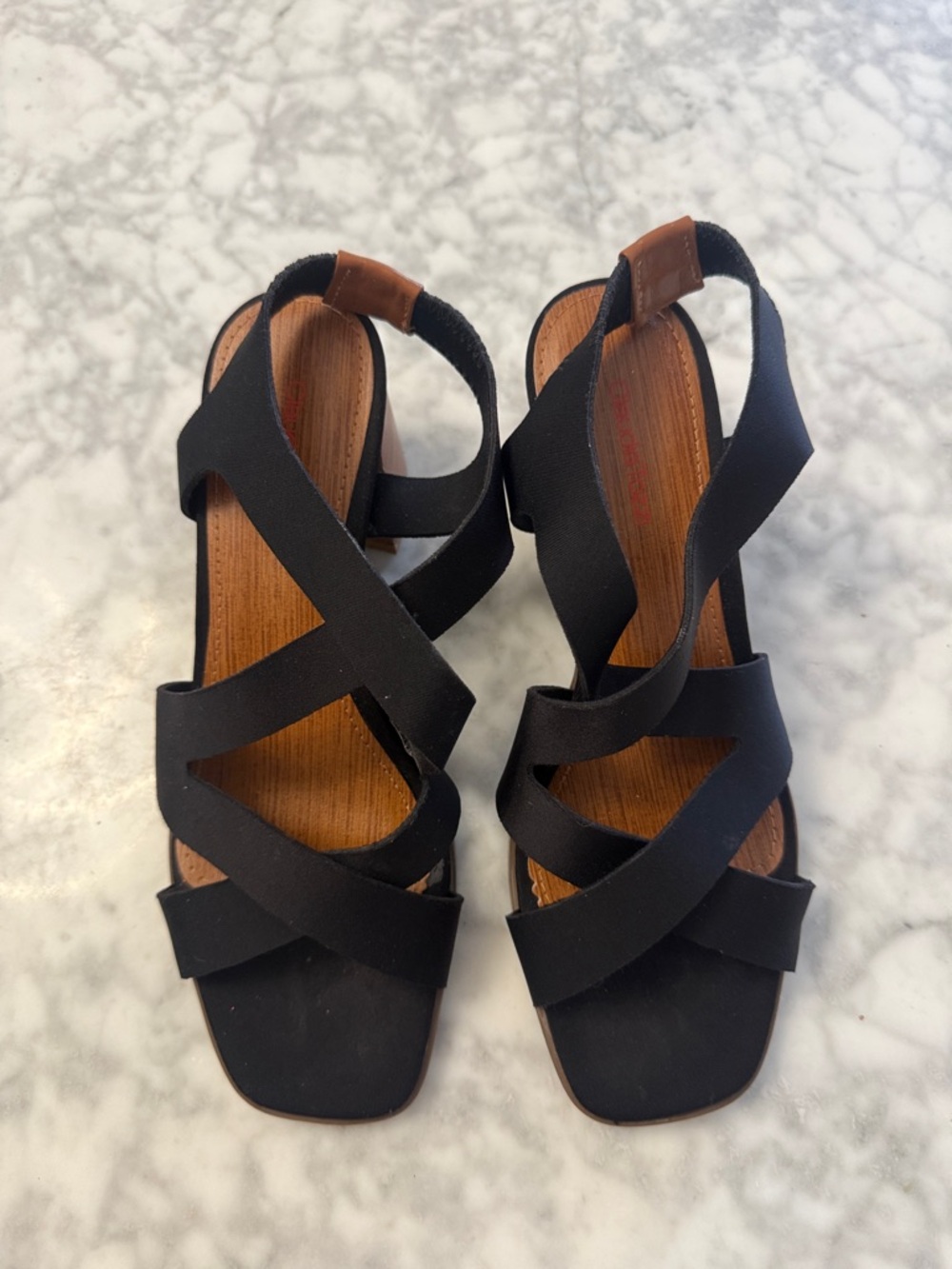 Black Crisscross Elastic Slingback Sandals by
